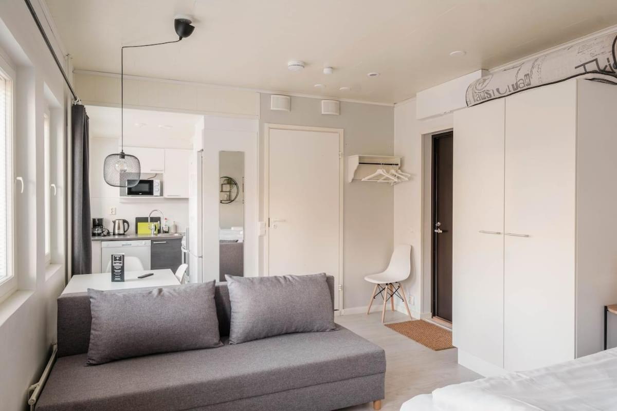 Norden Homes Quick & Easy Airport And City Centre Access 赫尔辛基 外观 照片